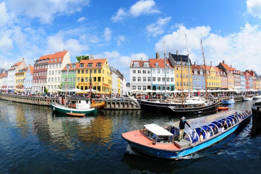 Copenhagen: Old Town and Nyhavn Private Family Tour - Best times, best family fit, and how to get the most out of it