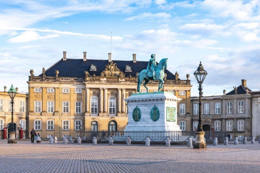 Copenhagen: Old Town and Nyhavn Private Family Tour - Optional 4-hour canal cruise: adding sights without adding stress